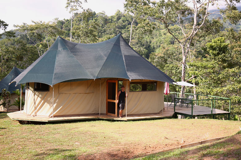 Glamping in Costa Rica - Luxury tent at Manoas in Uvita