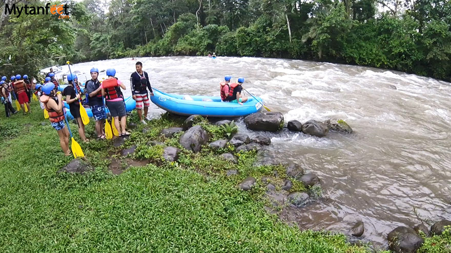 Costa Rica monkey tours - white water rafting rio balsa