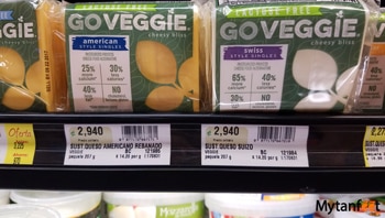 Grocery stores in Costa Rica - vegan and veggie products